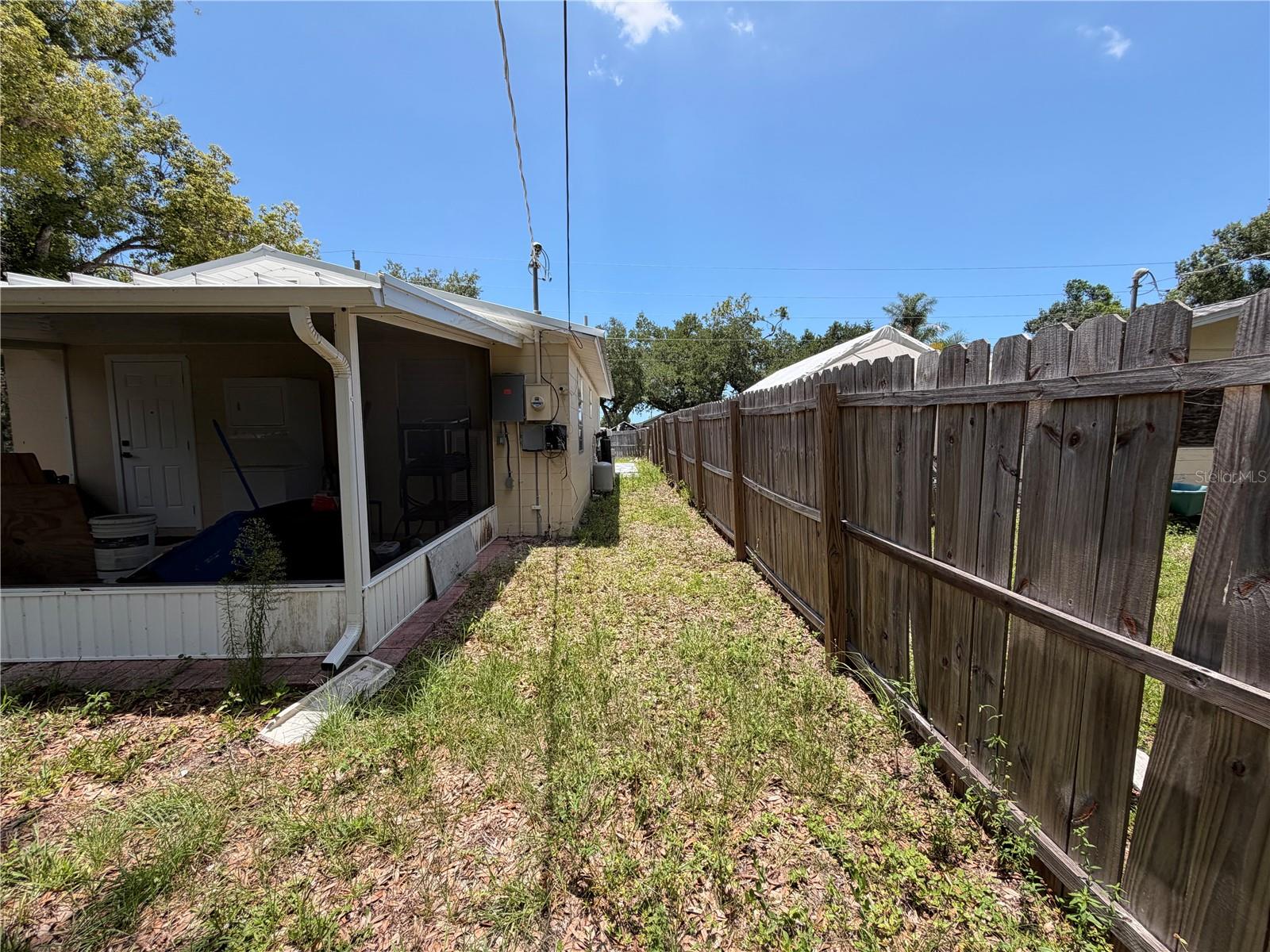 2195 Park Rd Property Photo 4