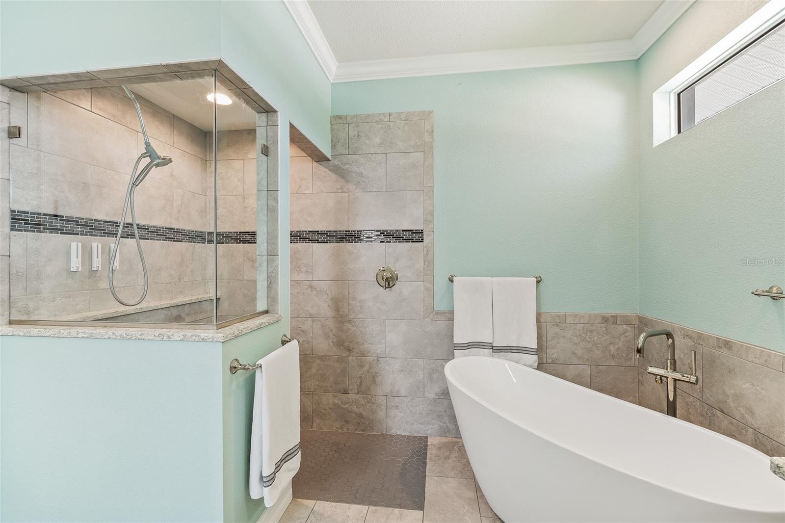 2477 Sierra Ln Property Photo 11