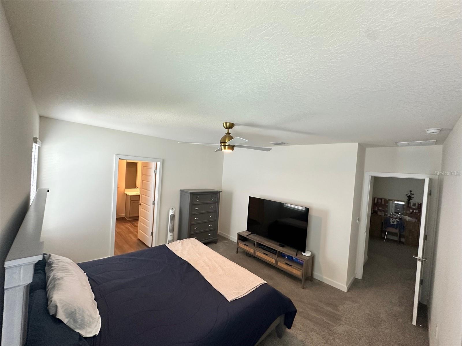 17111 Barnwood Pl Property Photo 5