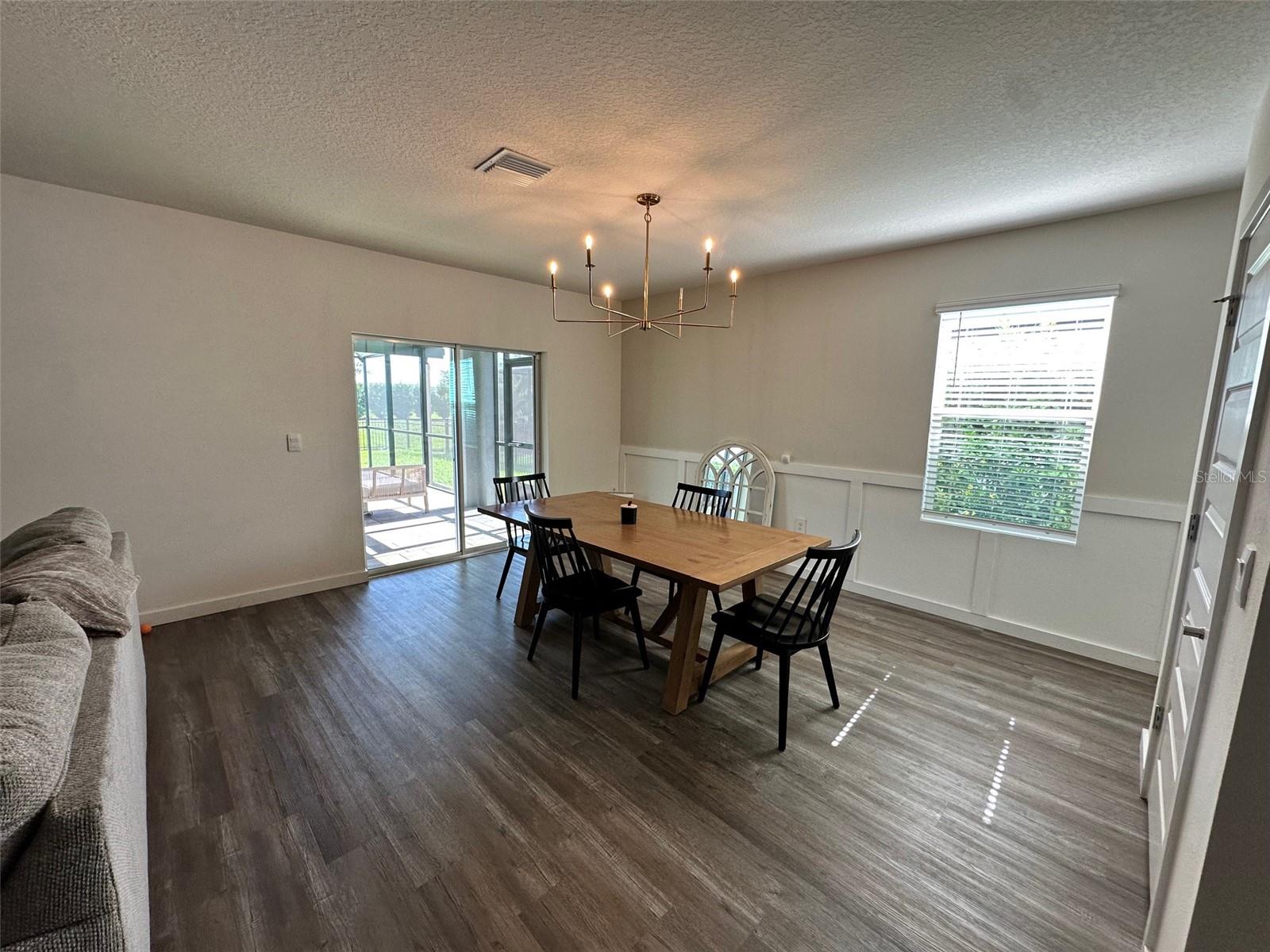 17111 Barnwood Pl Property Photo 12