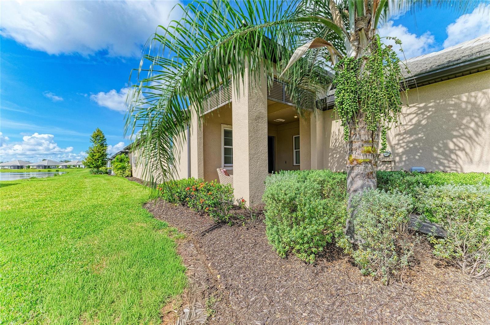 17831 Cherished Loop Property Photo 4