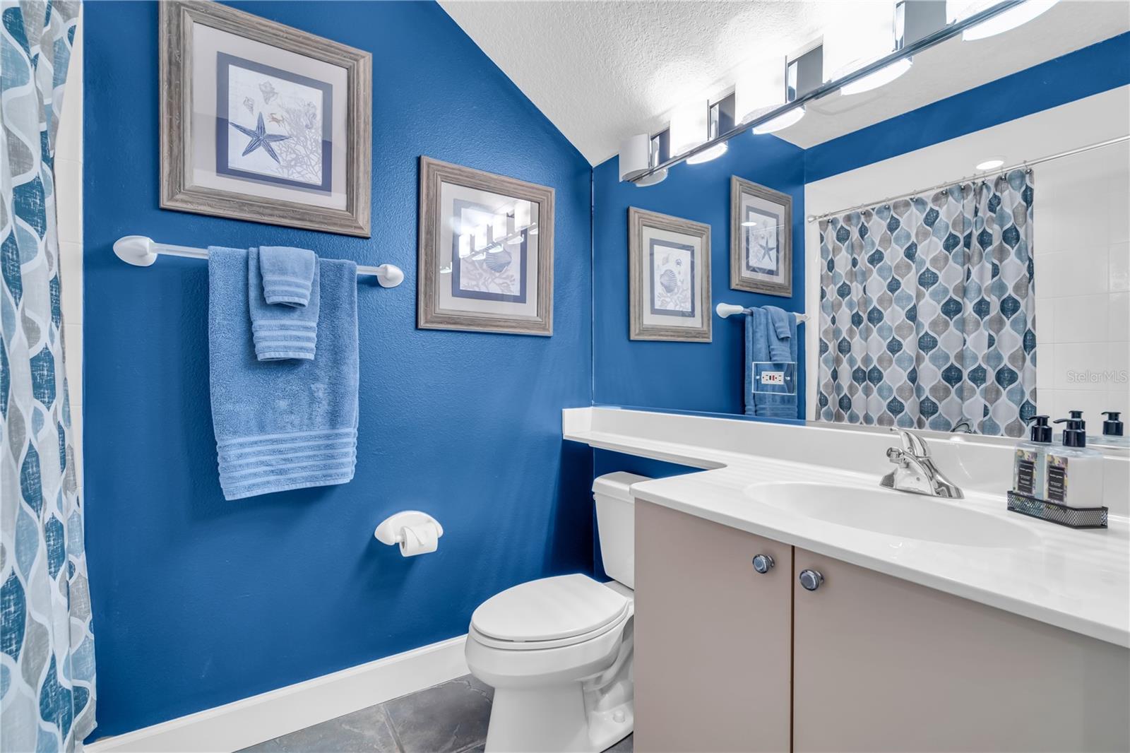 5204 Bouchard Cir #102 Property Photo 18