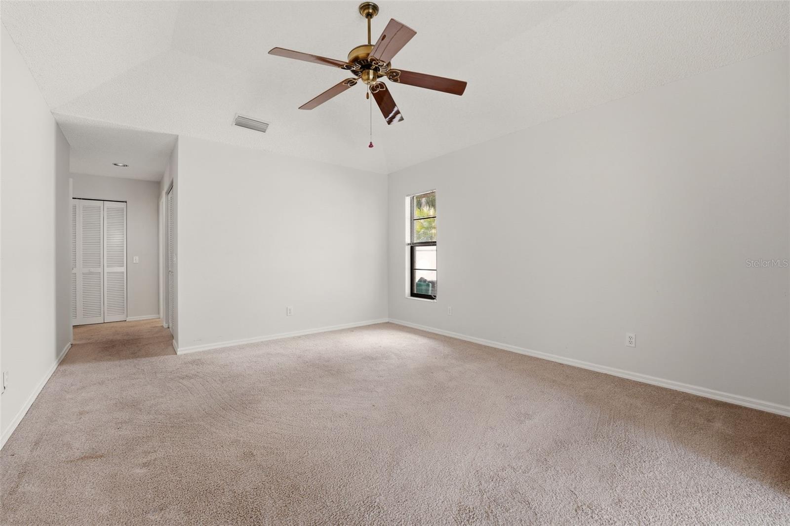 215 Carriage House Ln #215 Property Photo 21