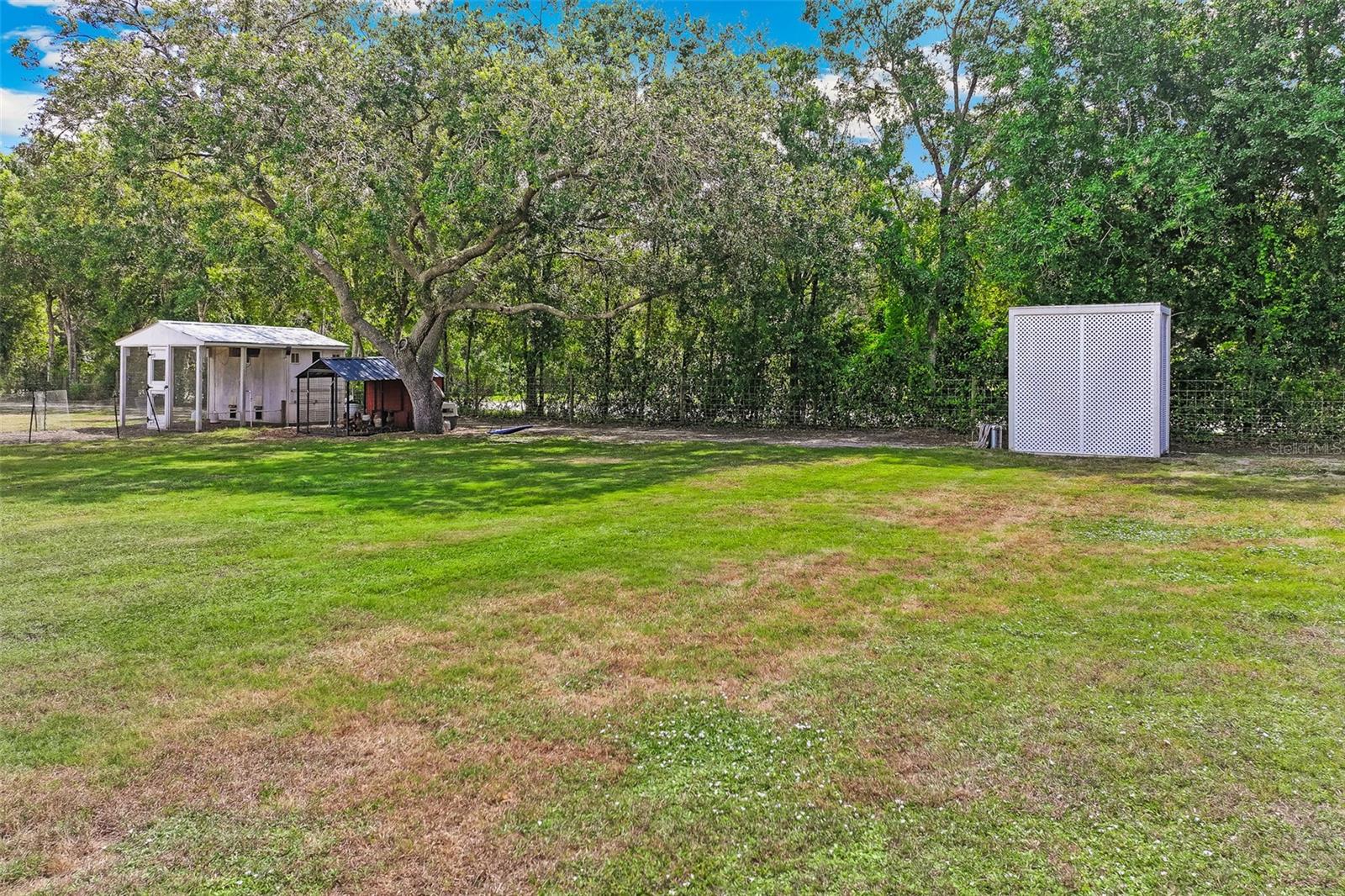 7565 Castle Dr Property Photo 56