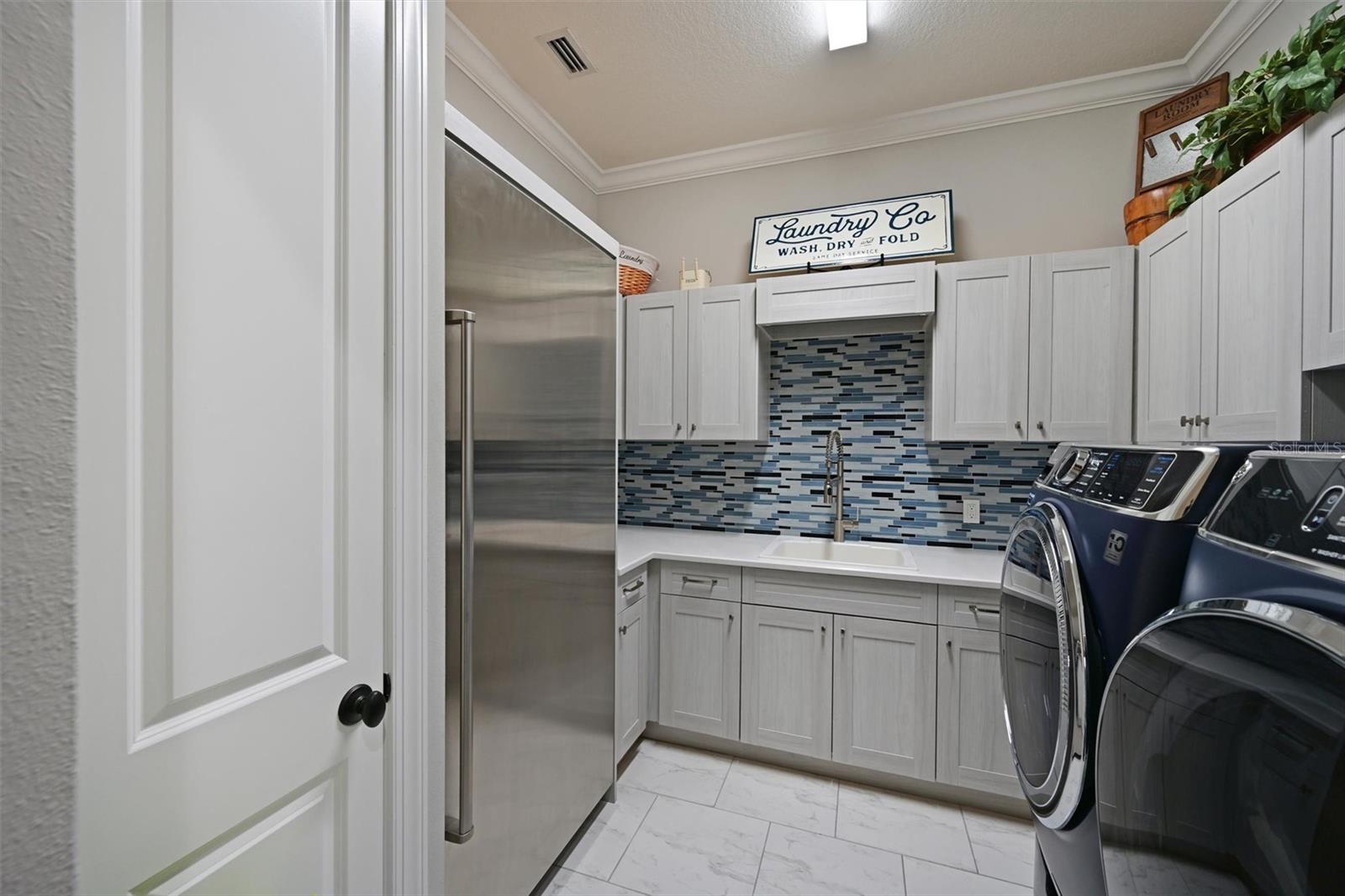 11424 Harbourside Ln Property Photo 38