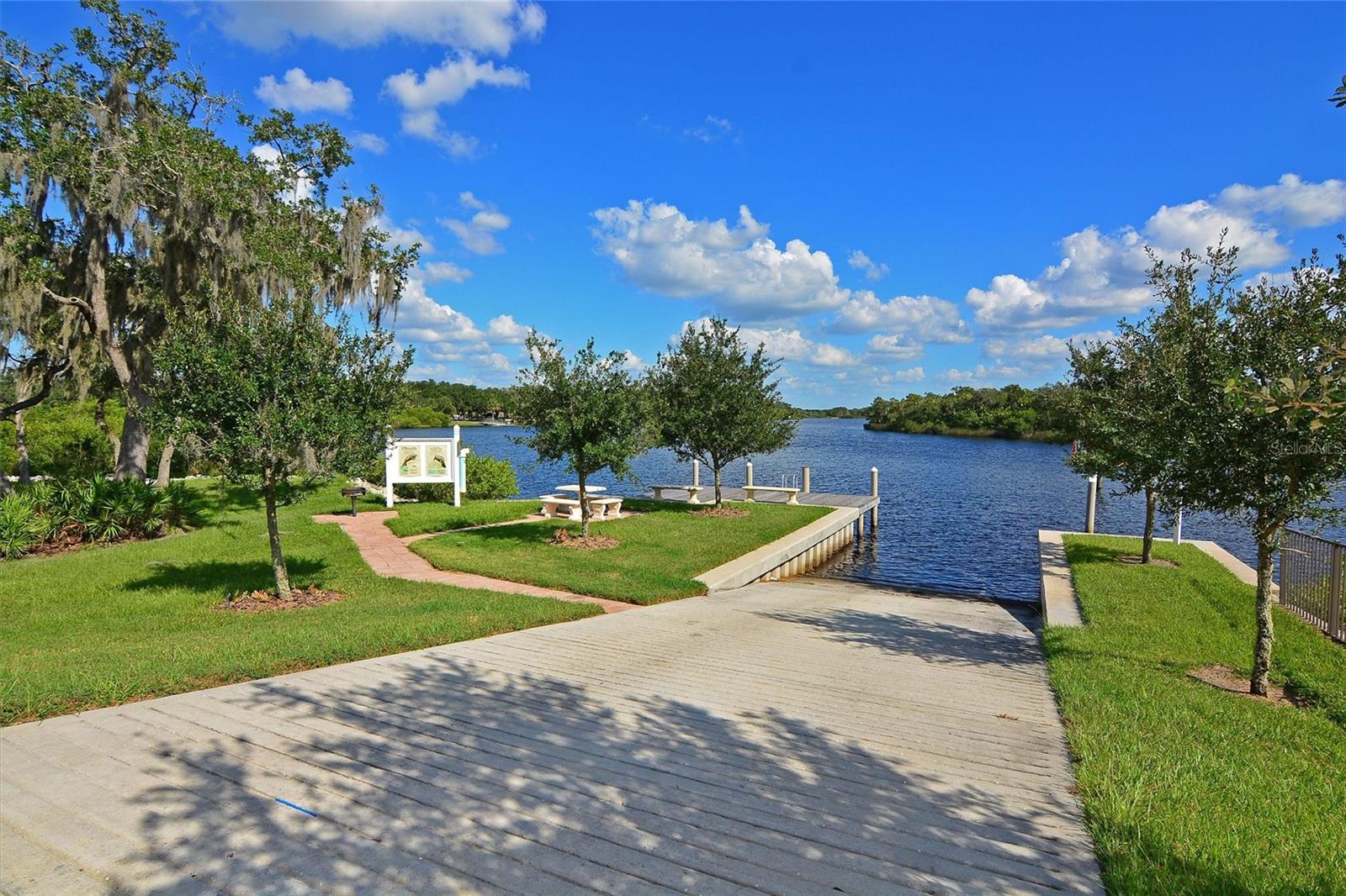 11424 Harbourside Ln Property Photo 91