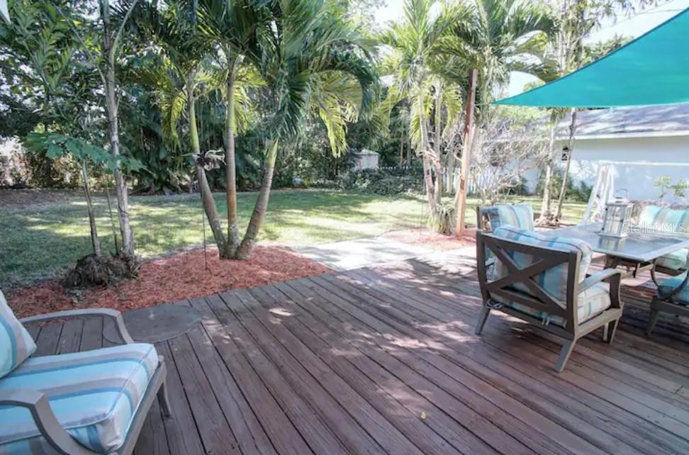7609 Senrab Dr Property Photo 21