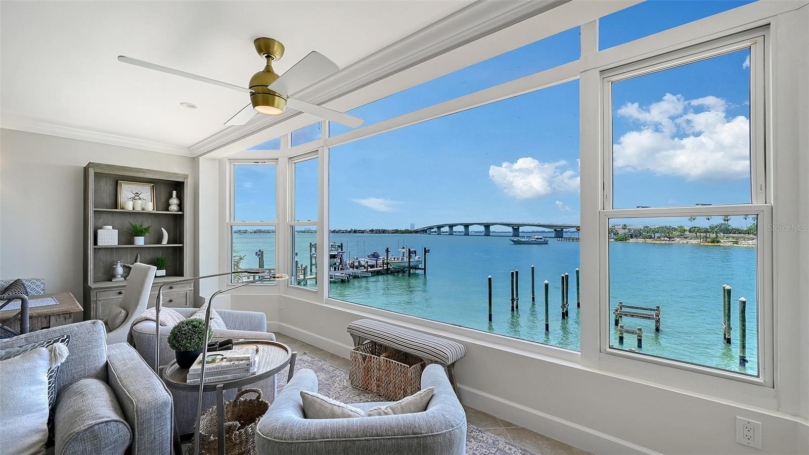 174 Golden Gate Point #22 Property Photo 1