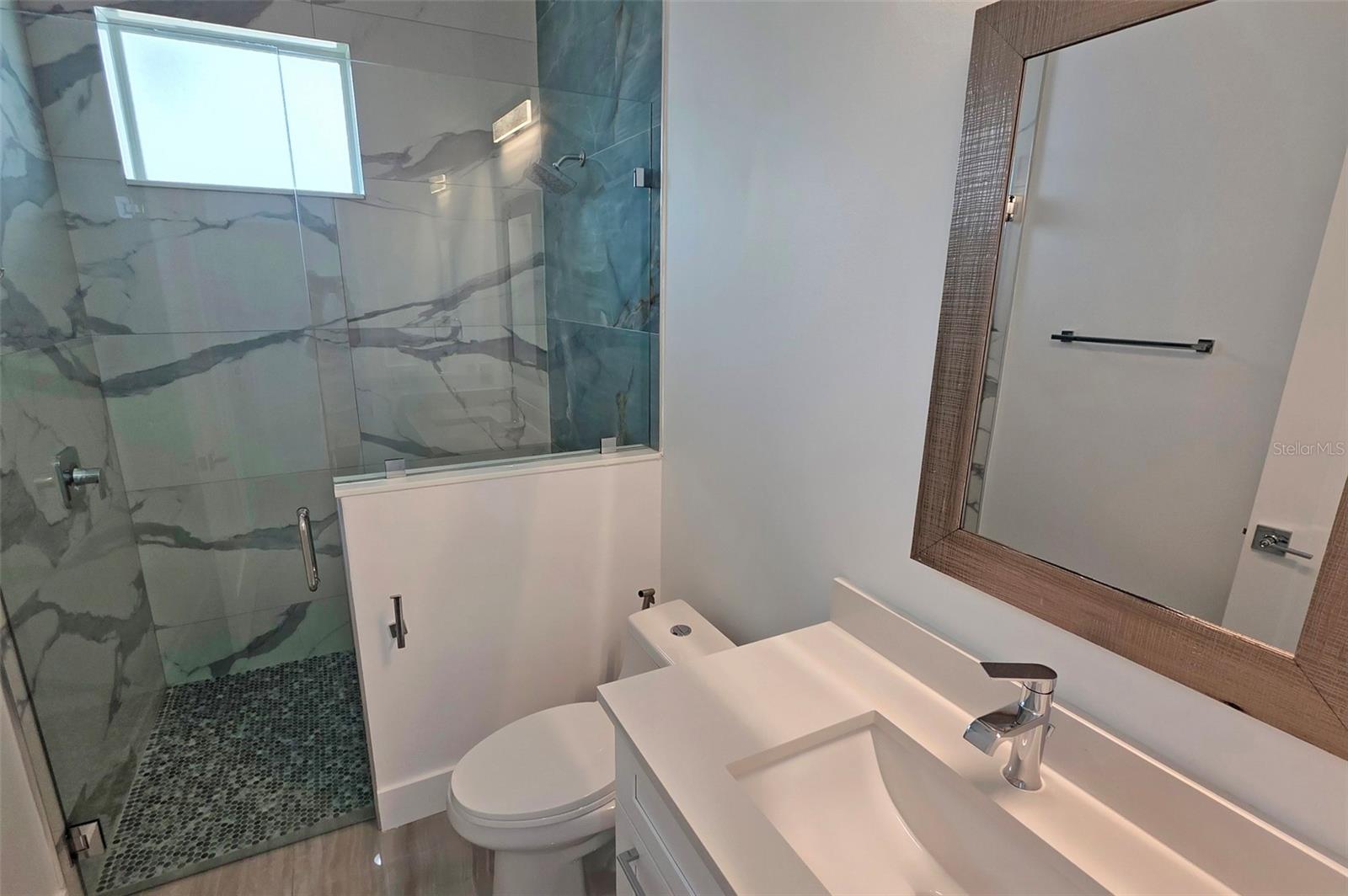 3017 Pine St Property Photo 24