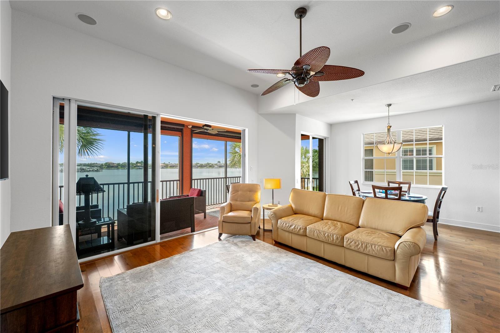 1139 Riverscape St #2 Property Photo 11
