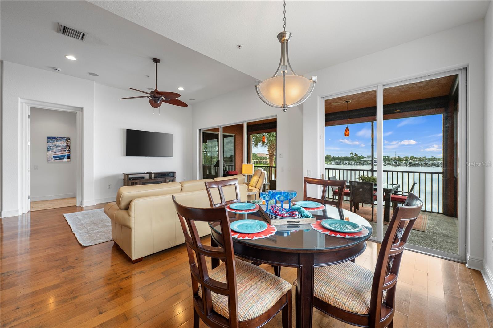 1139 Riverscape St #2 Property Photo 12