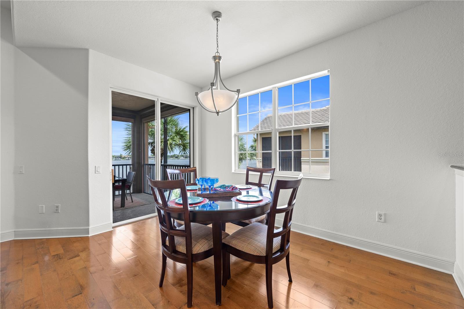 1139 Riverscape St #2 Property Photo 13