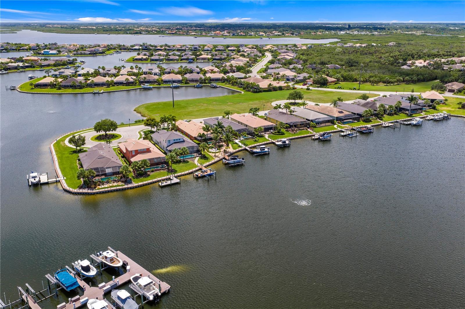 1139 Riverscape St #2 Property Photo 68