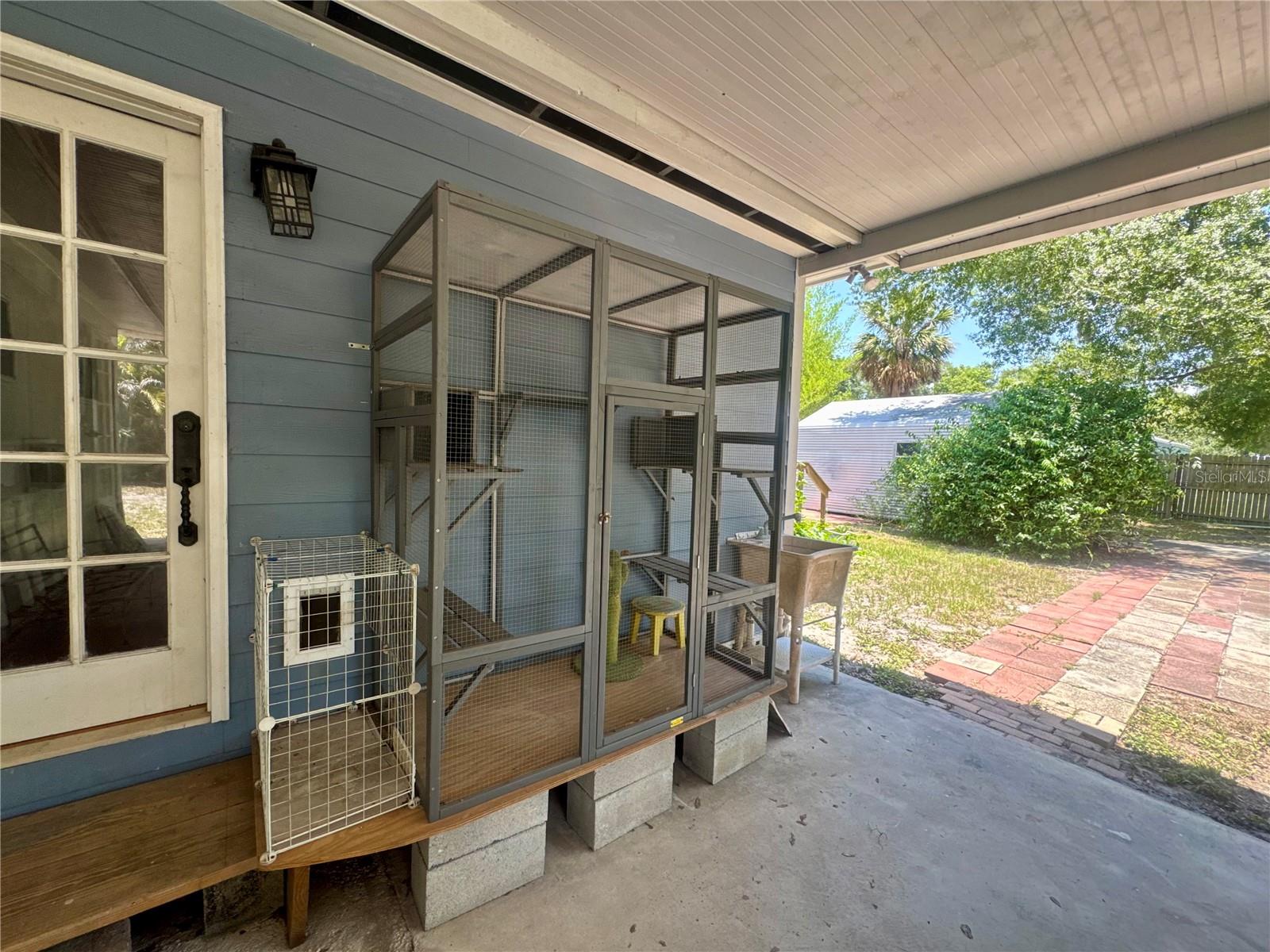 1102 N Arcadia Ave Property Photo 35