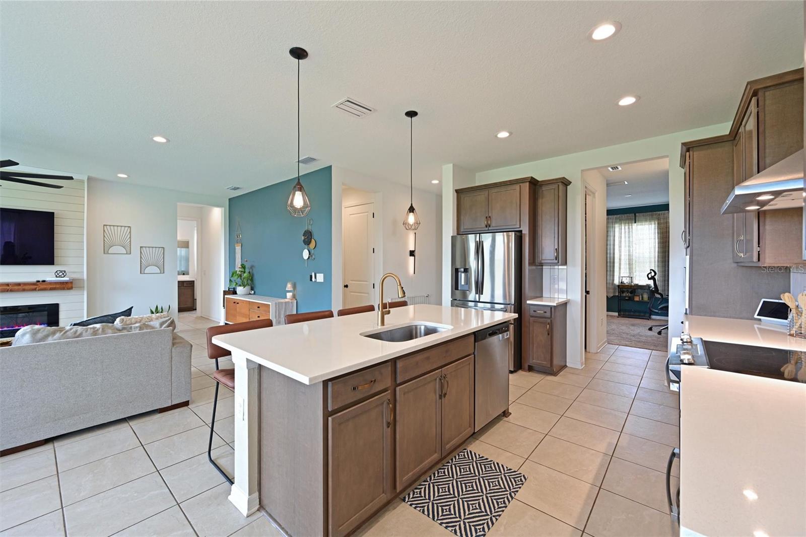 11124 Moonsail Dr Property Photo 8