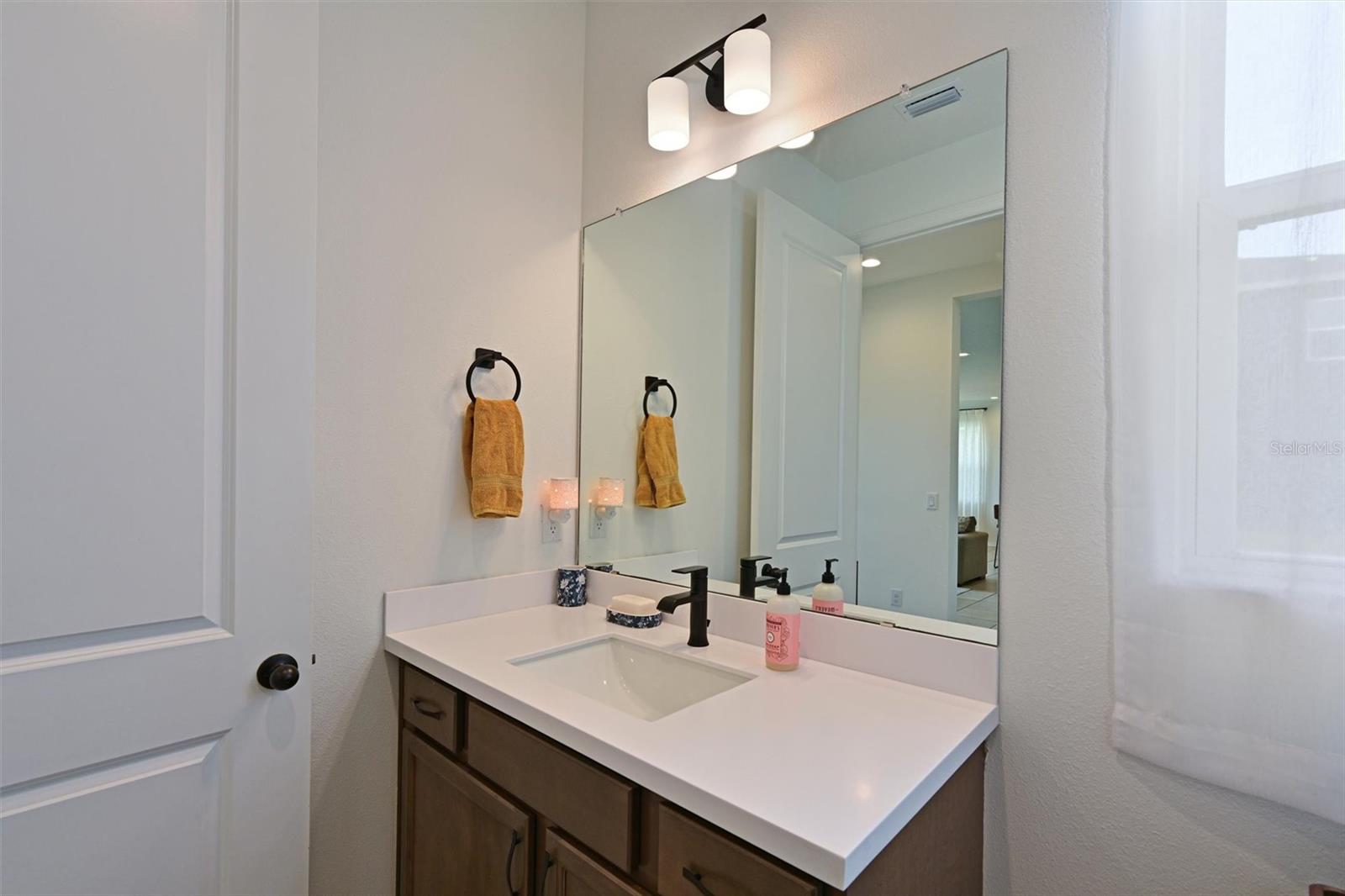 11124 Moonsail Dr Property Photo 17