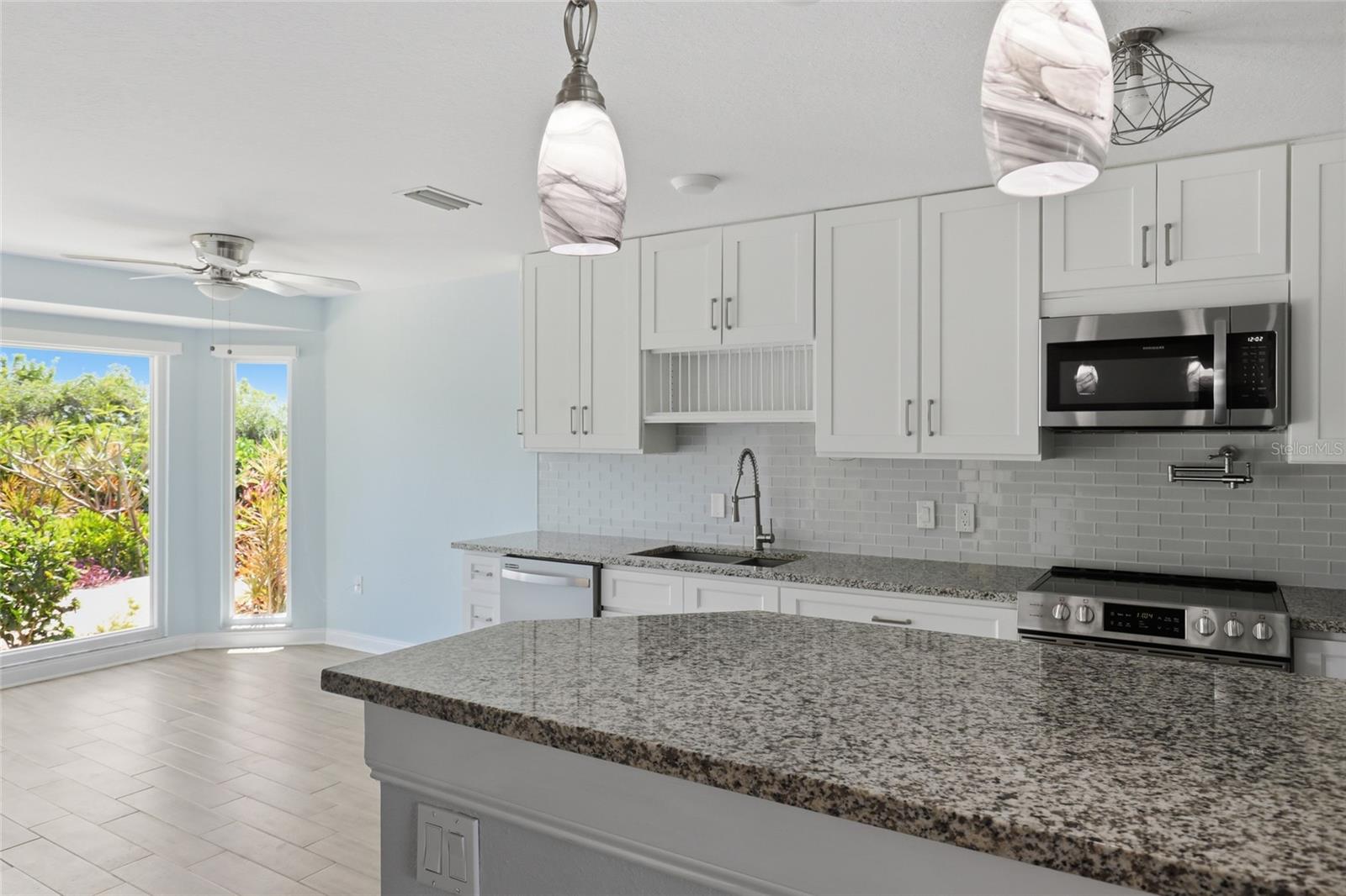 5207 86th Street Ct W Property Photo 11