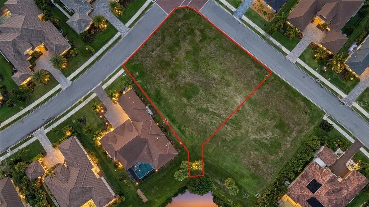11404 Harbourside Ln Property Photo 10