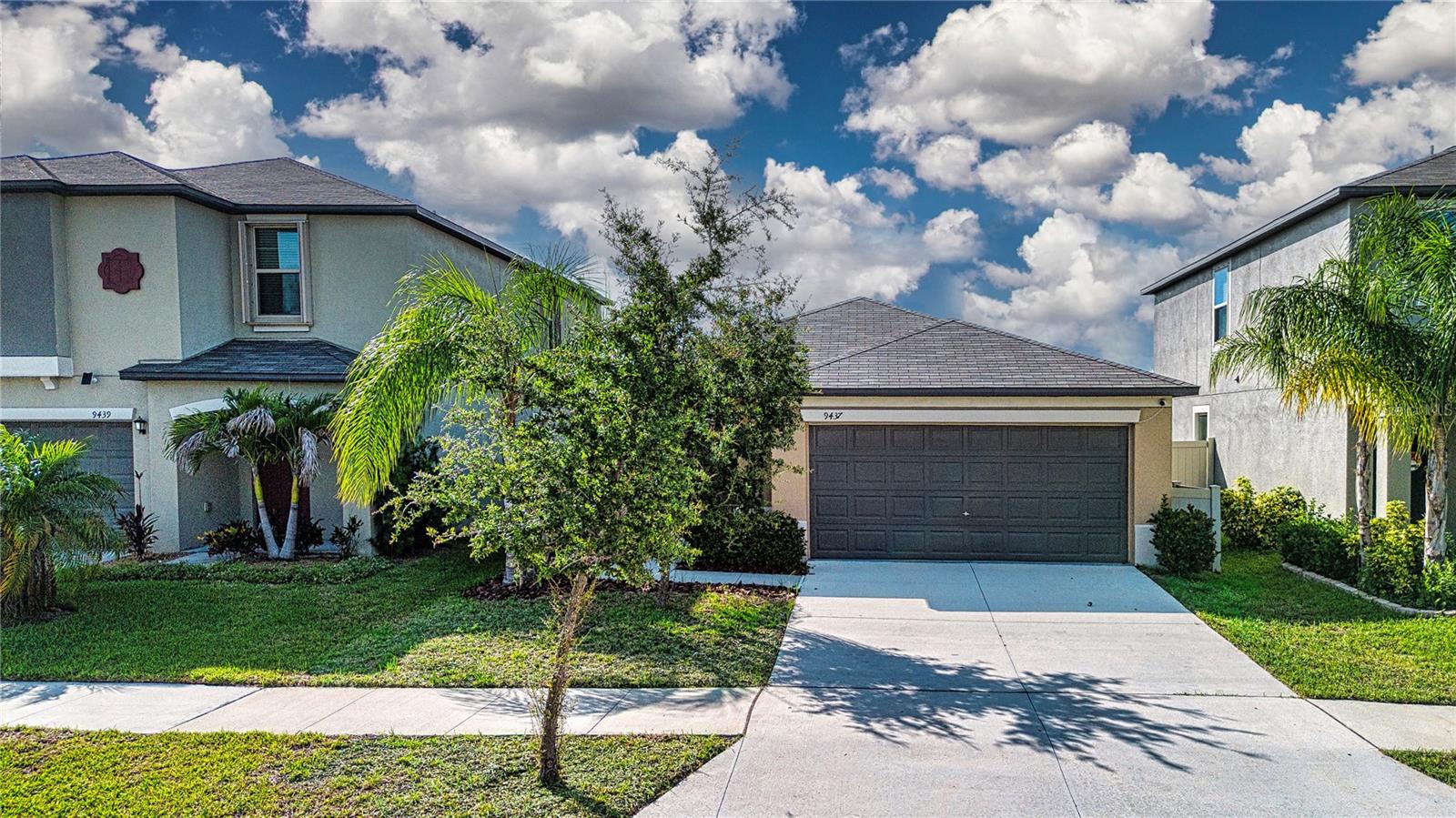 9437 Lemon Drop Loop Property Photo 10