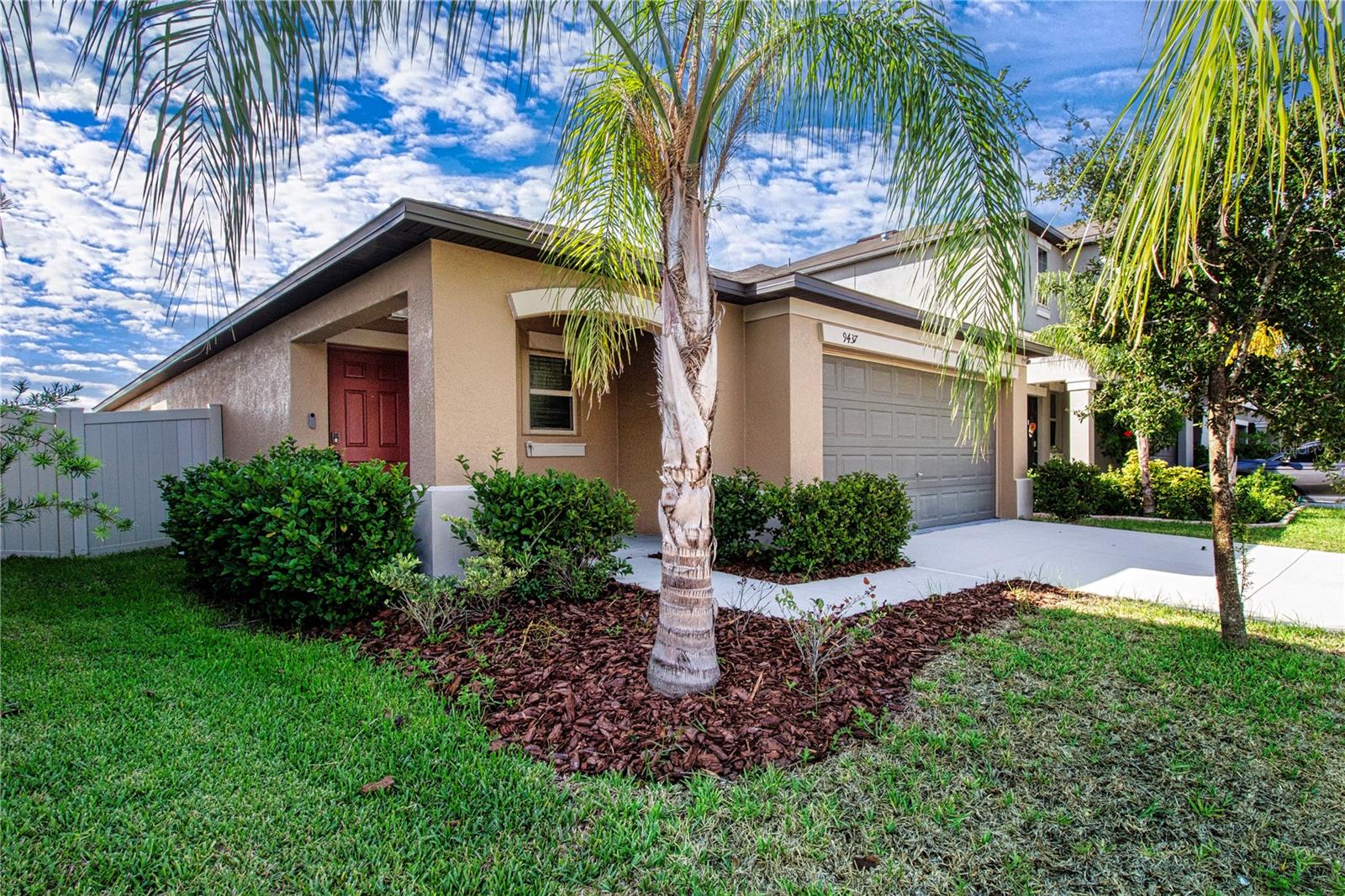 9437 Lemon Drop Loop Property Photo 11