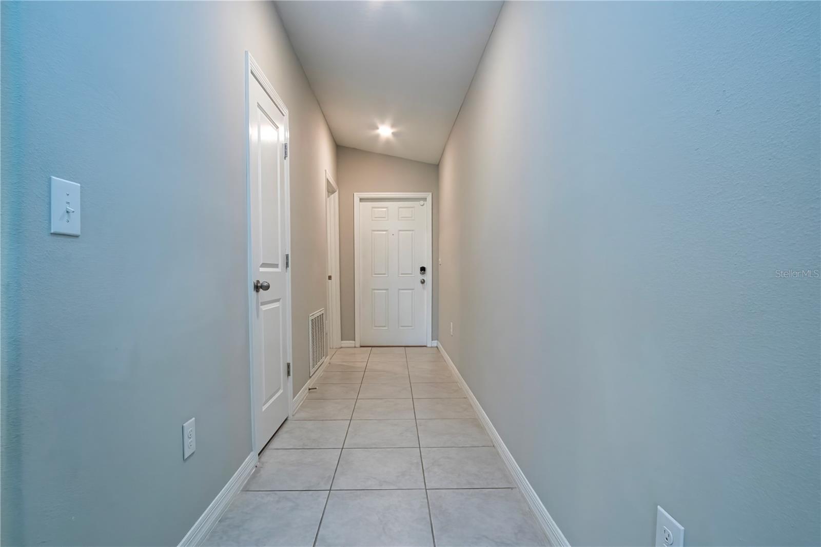 9437 Lemon Drop Loop Property Photo 16