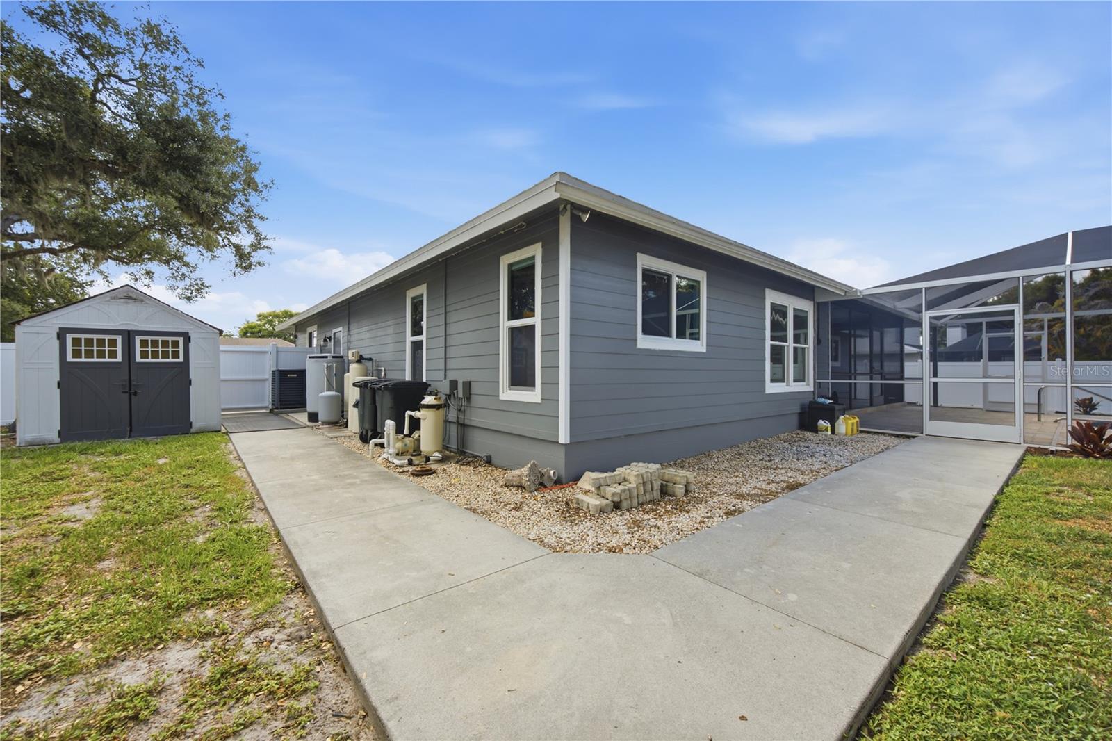 1964 Par Pl Property Photo 48