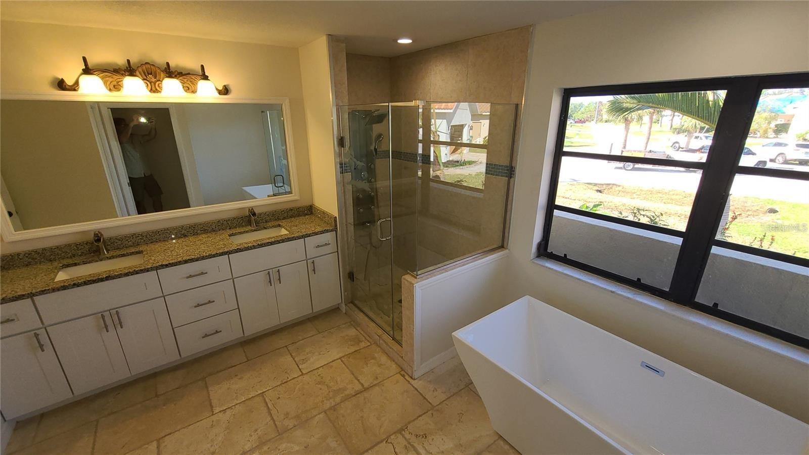 13 Seaward Cir Property Photo 12