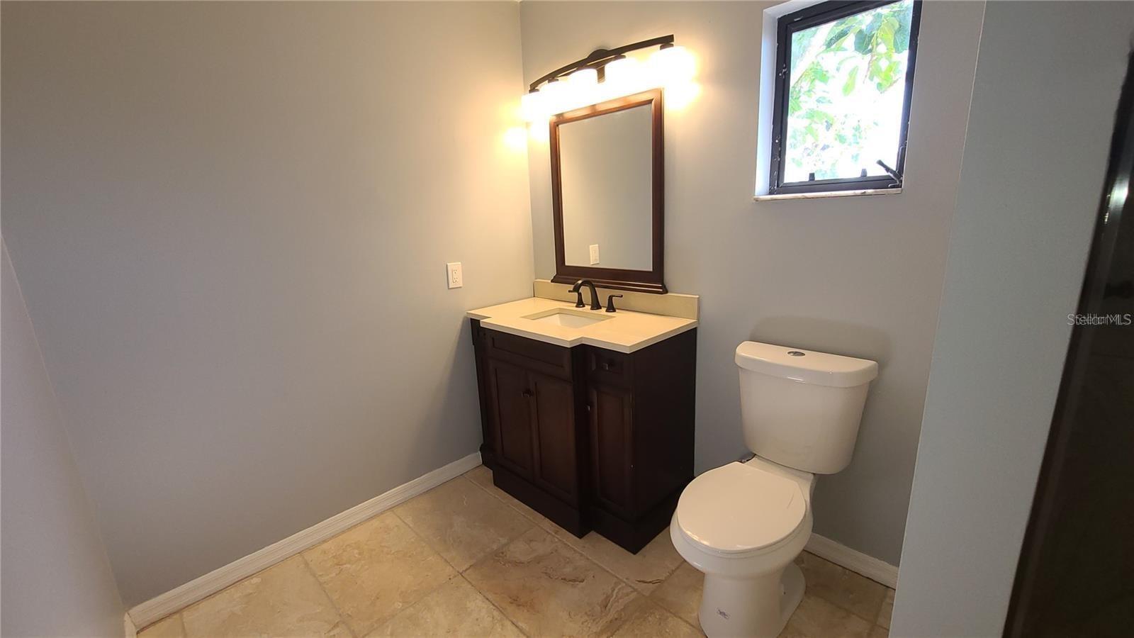13 Seaward Cir Property Photo 28