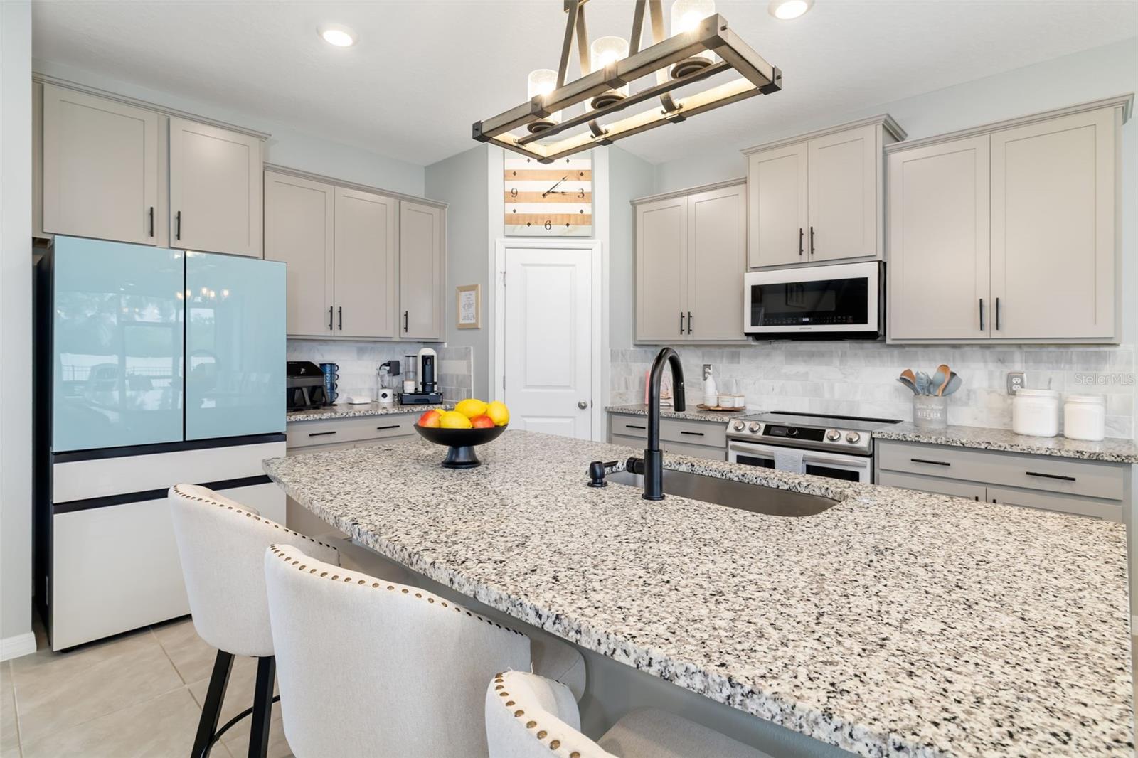 15905 5th Ave E Property Photo 5