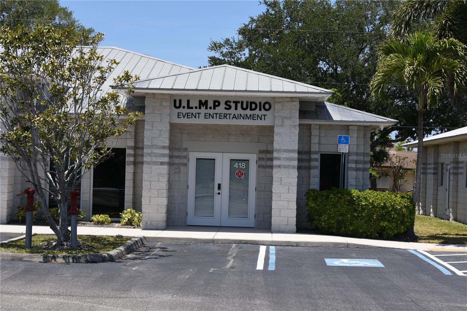 418 S TAMIAMI TRL #E3 Property Photo 1