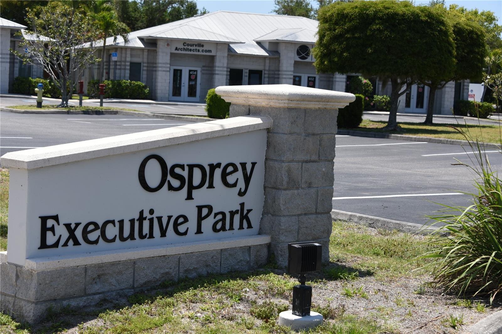 418 S Tamiami Trl #e3 Property Photo 2