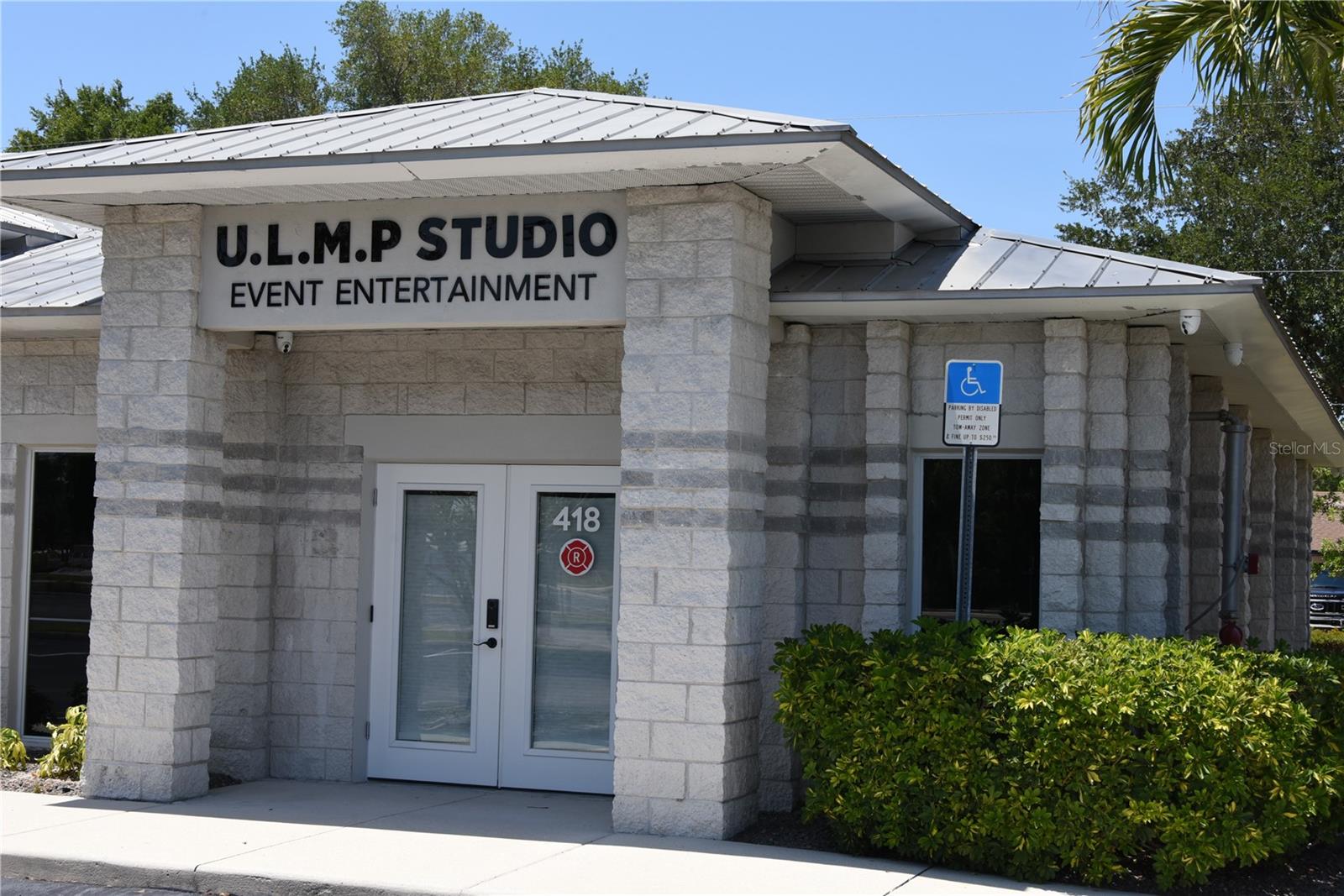 418 S Tamiami Trl #e3 Property Photo 4