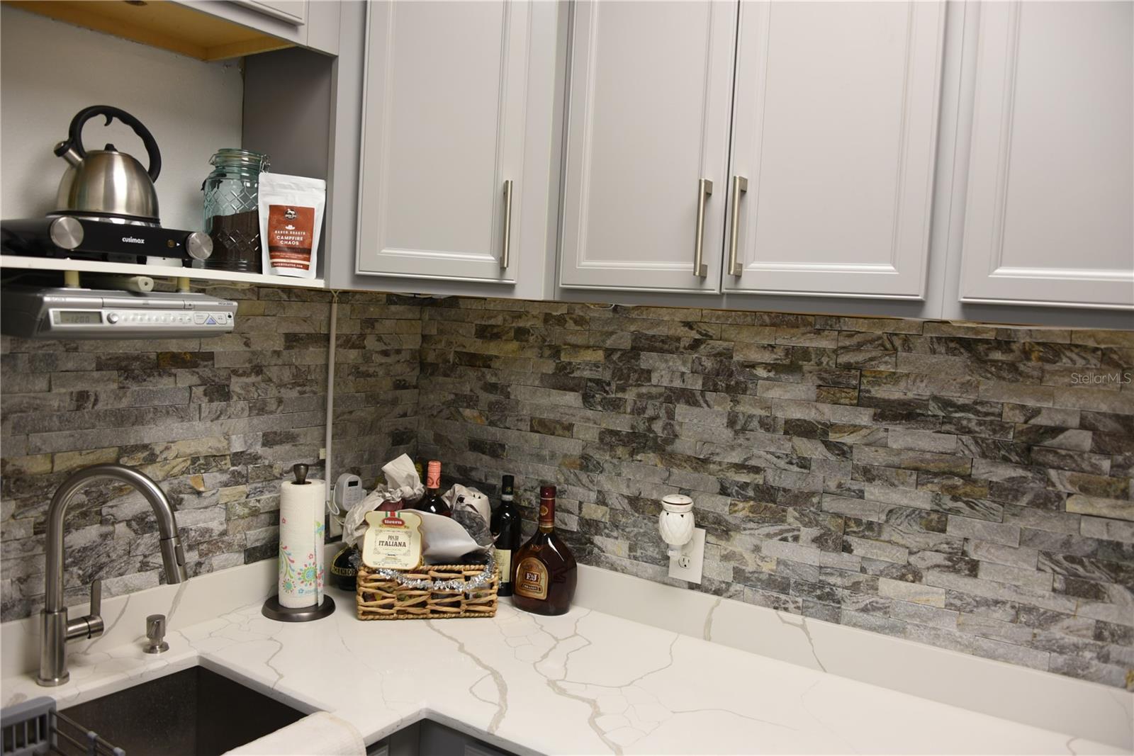 418 S Tamiami Trl #e3 Property Photo 8