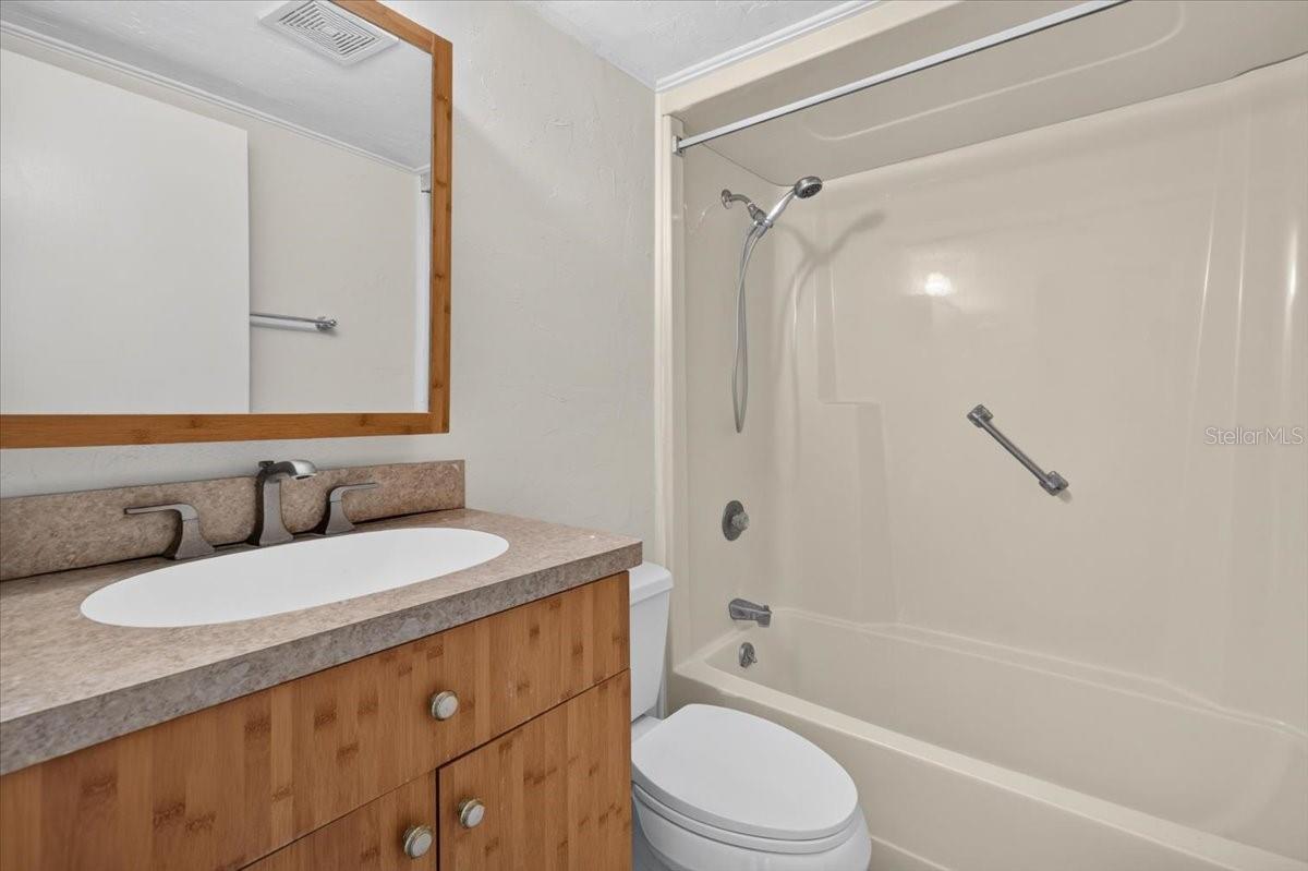 166 Circlewood Dr #101 Property Photo 19