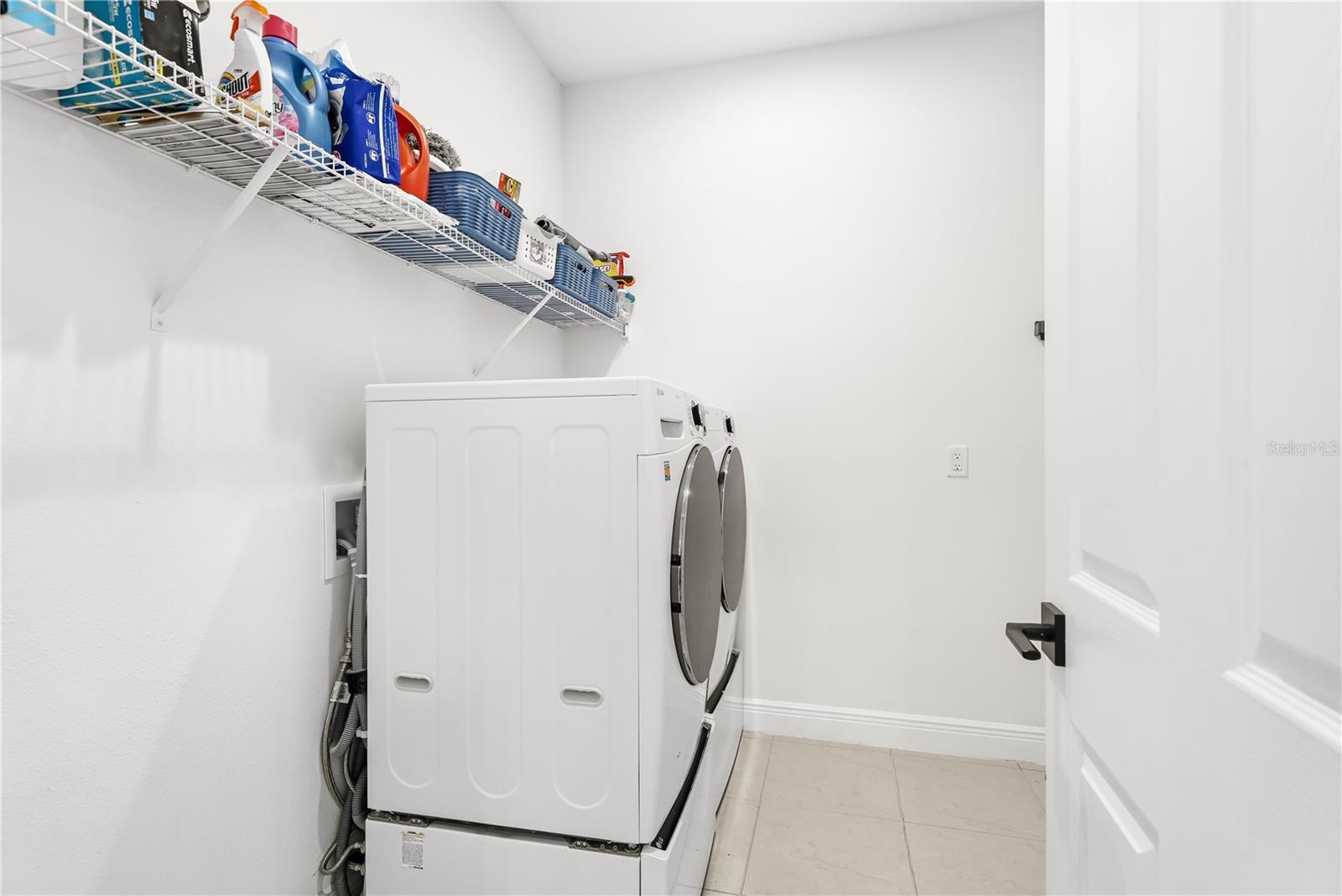12731 Rainwashed Loop Property Photo 28