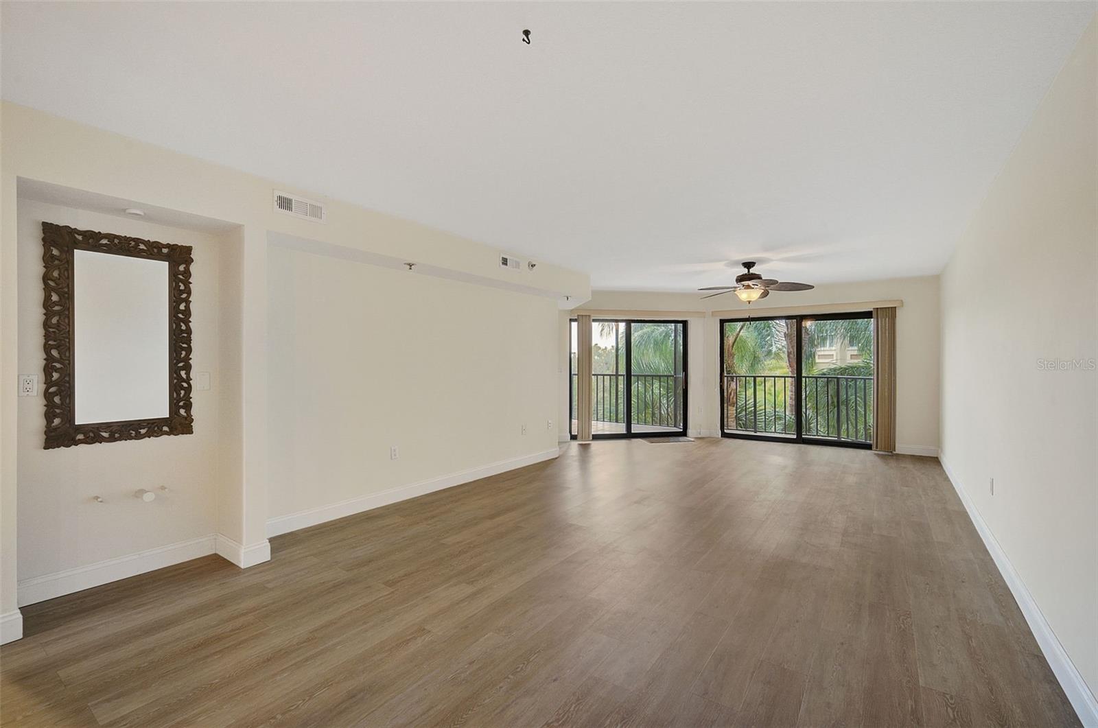7204 Jessie Harbor Dr #7204 Property Photo 12