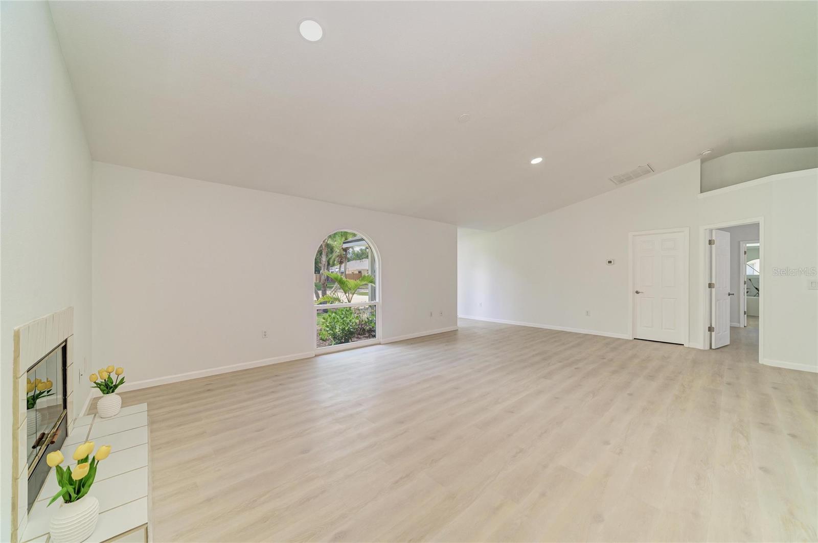 6221 99th St E Property Photo 15