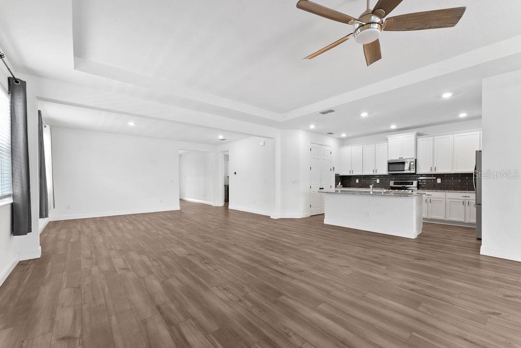 7322 34th Ct E Property Photo 12