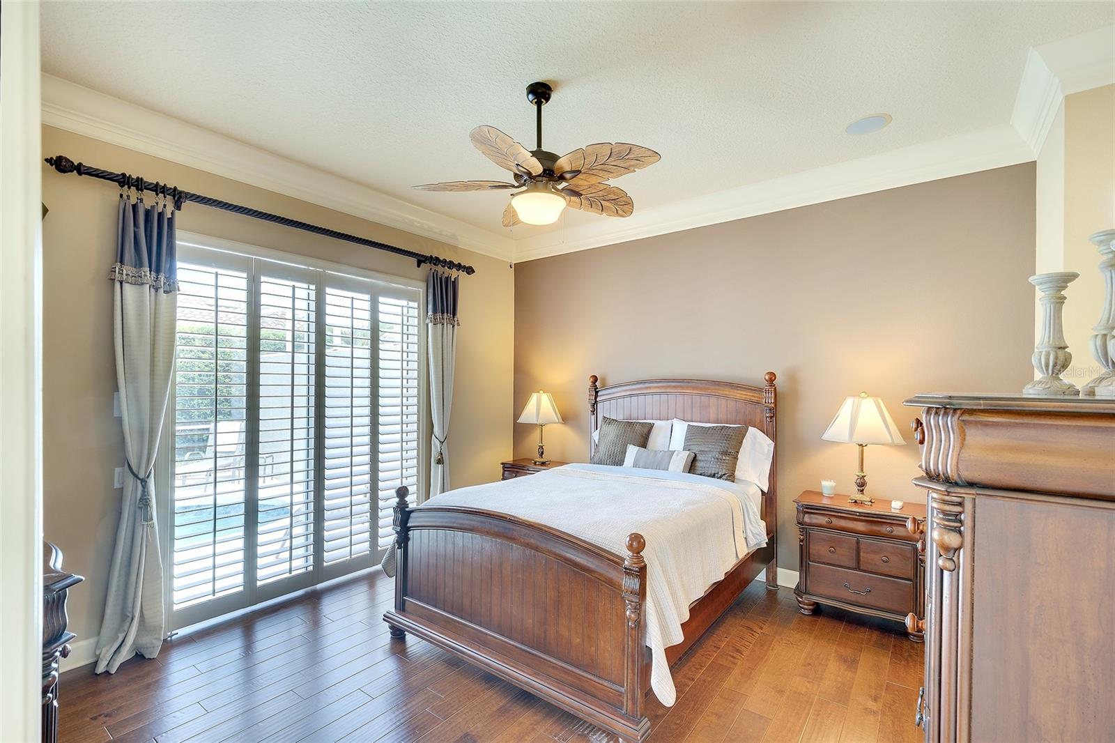 9735 53rd Dr E Property Photo 13
