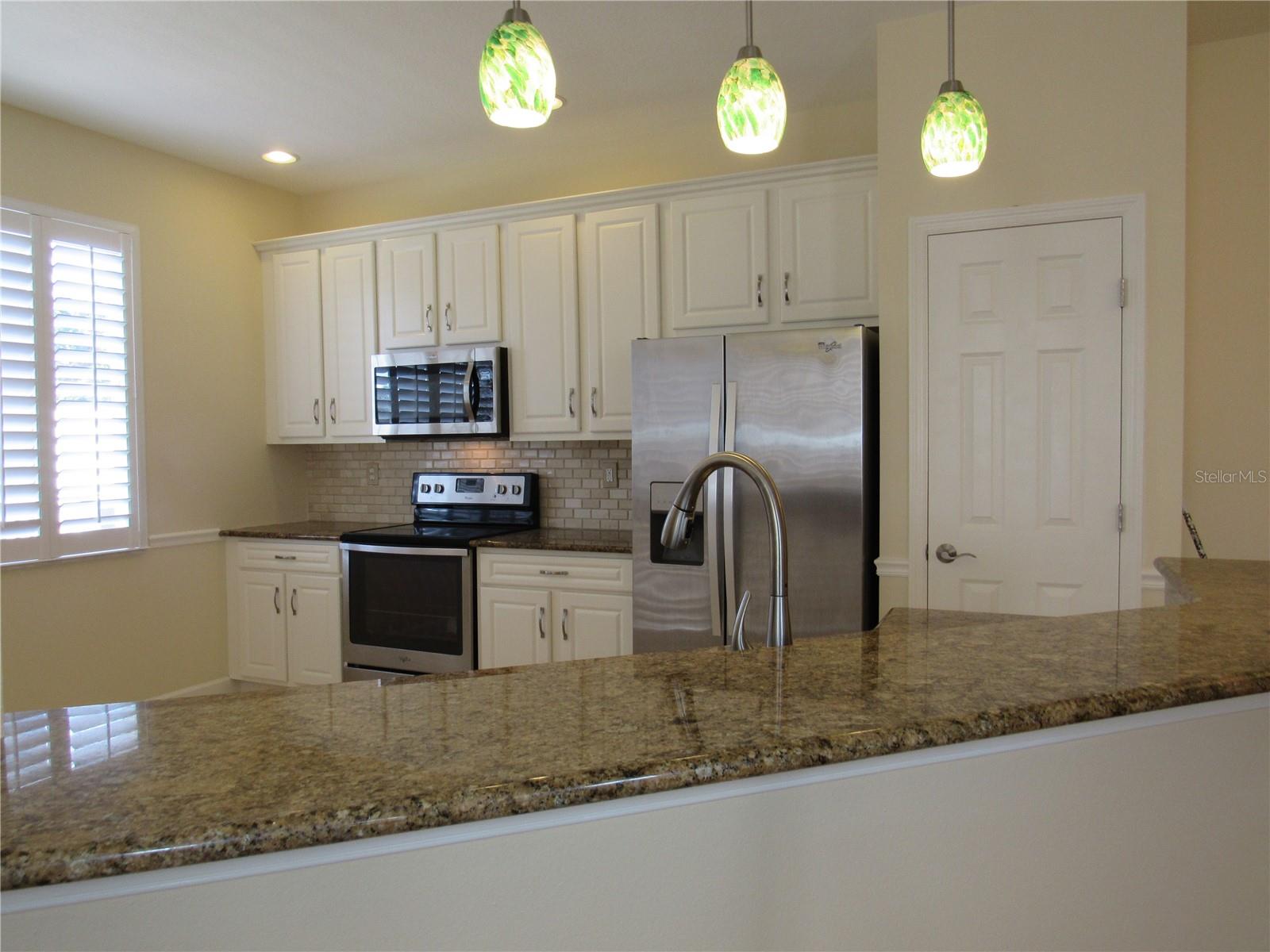 4012 Deberry Dr Property Photo 6