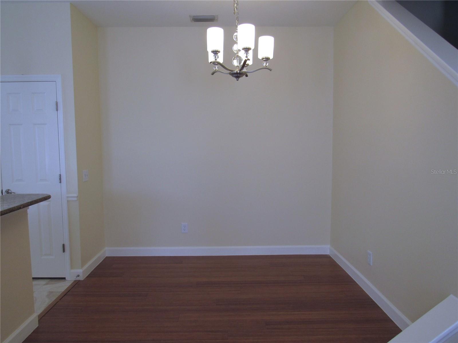 4012 Deberry Dr Property Photo 8