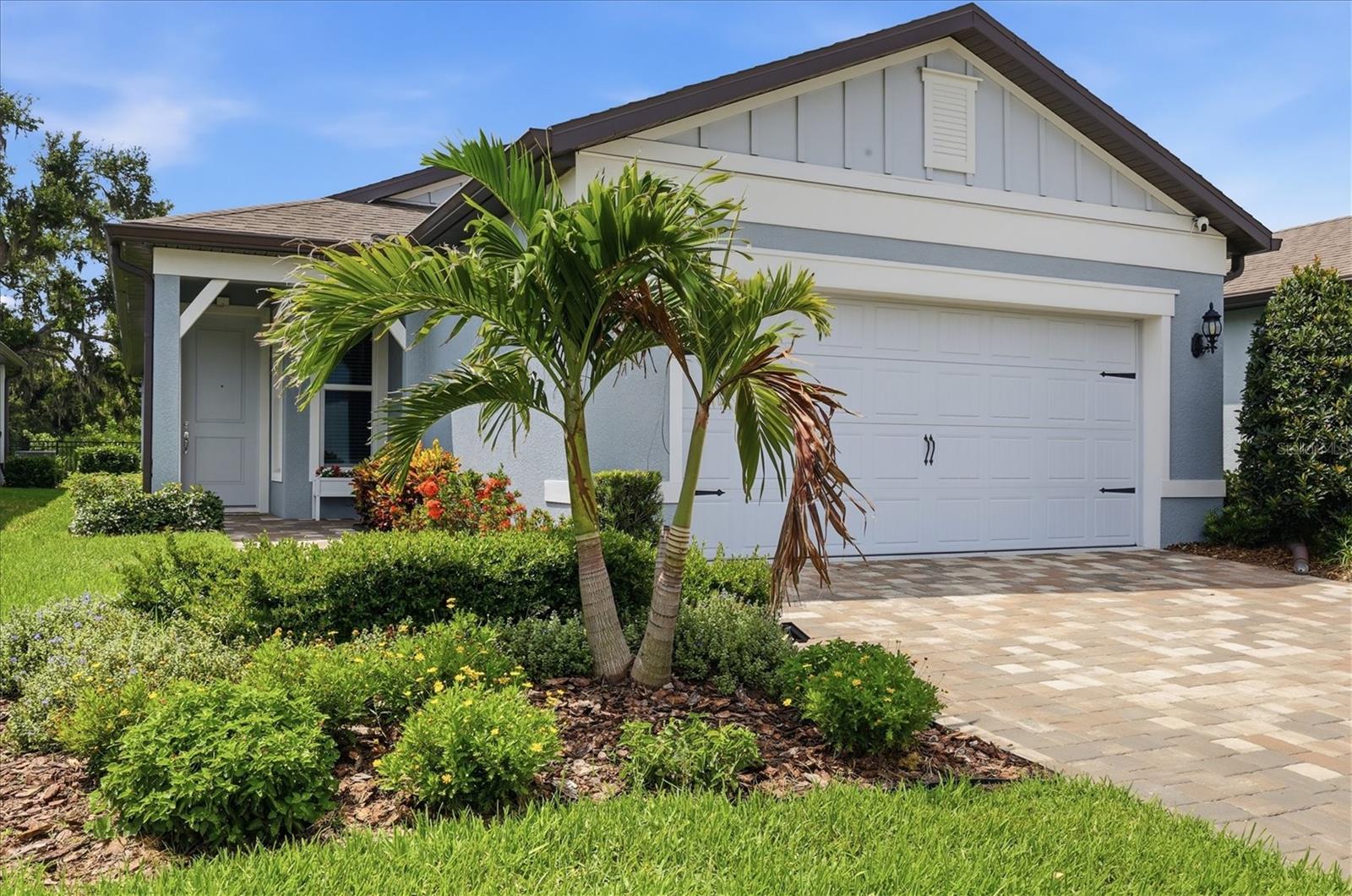 9289 Ballaster Pointe Loop Property Photo 2