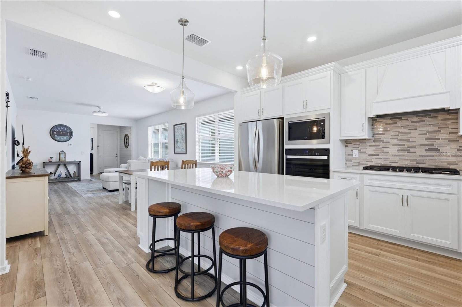 9289 Ballaster Pointe Loop Property Photo 17