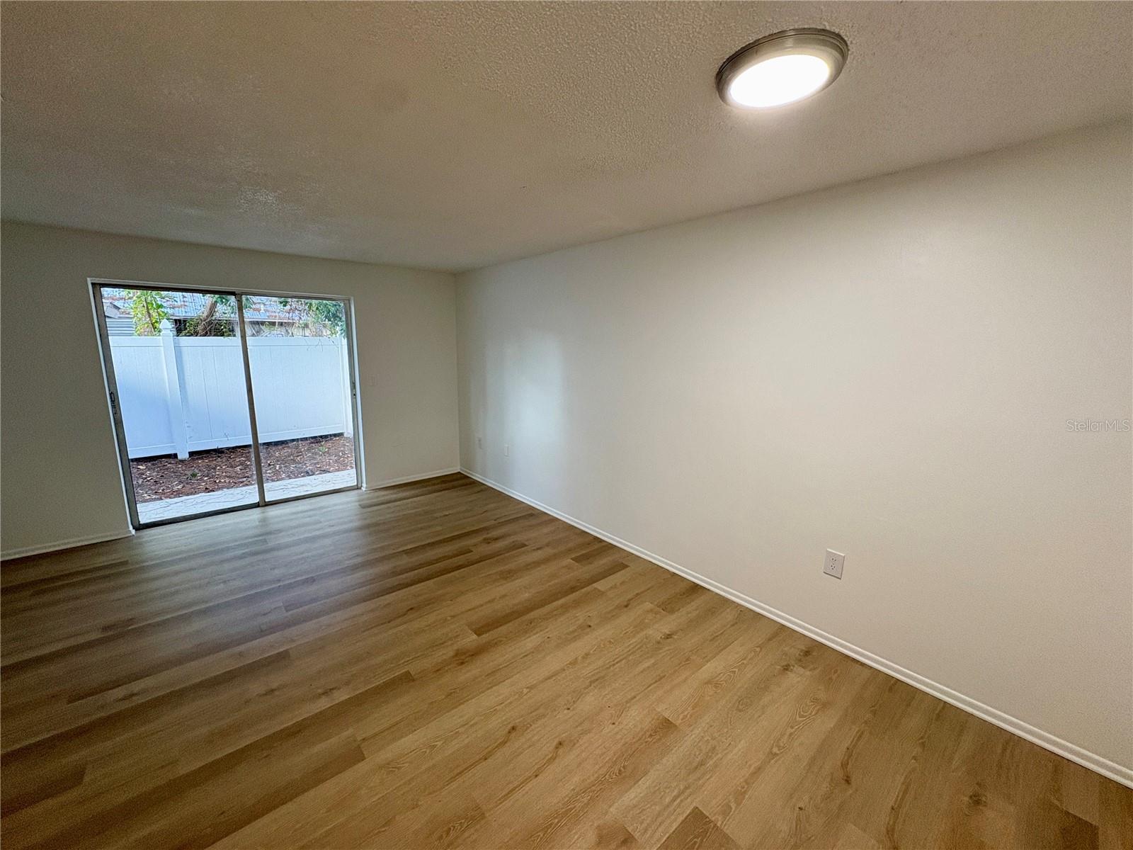308 57th Avenue Dr E #a Property Photo 6