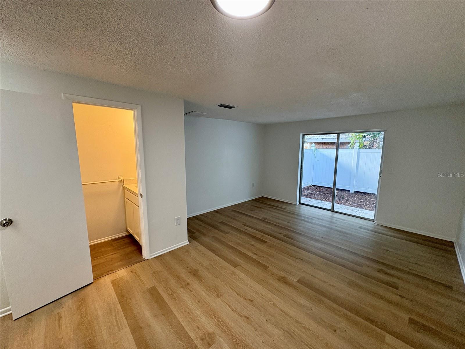 308 57th Avenue Dr E #a Property Photo 7