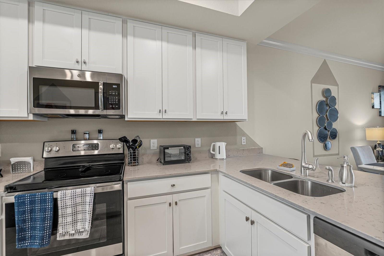 17810 Gawthrop Dr #304 Property Photo 8