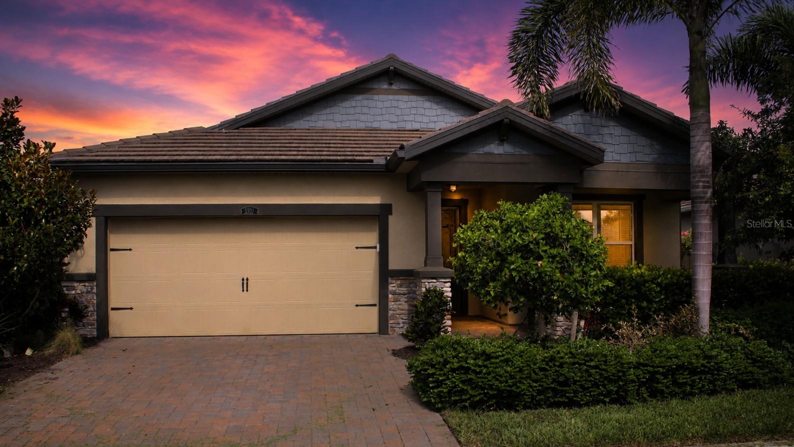 5826 Long Shore Loop Property Photo 1
