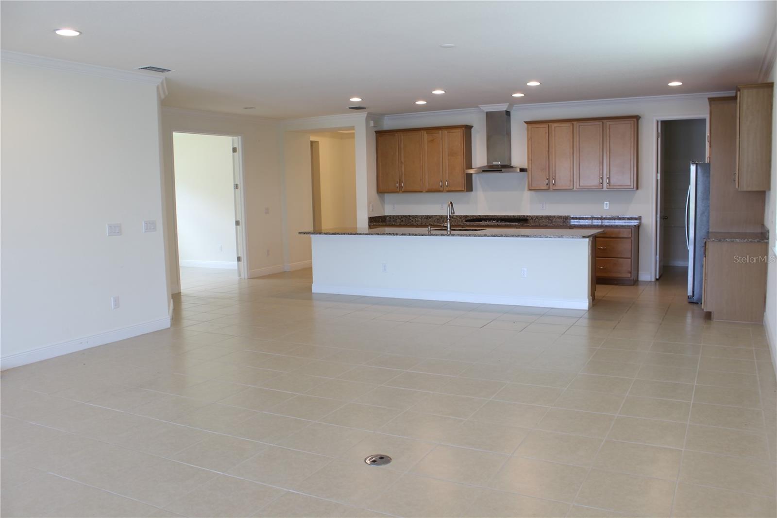 5826 Long Shore Loop Property Photo 8