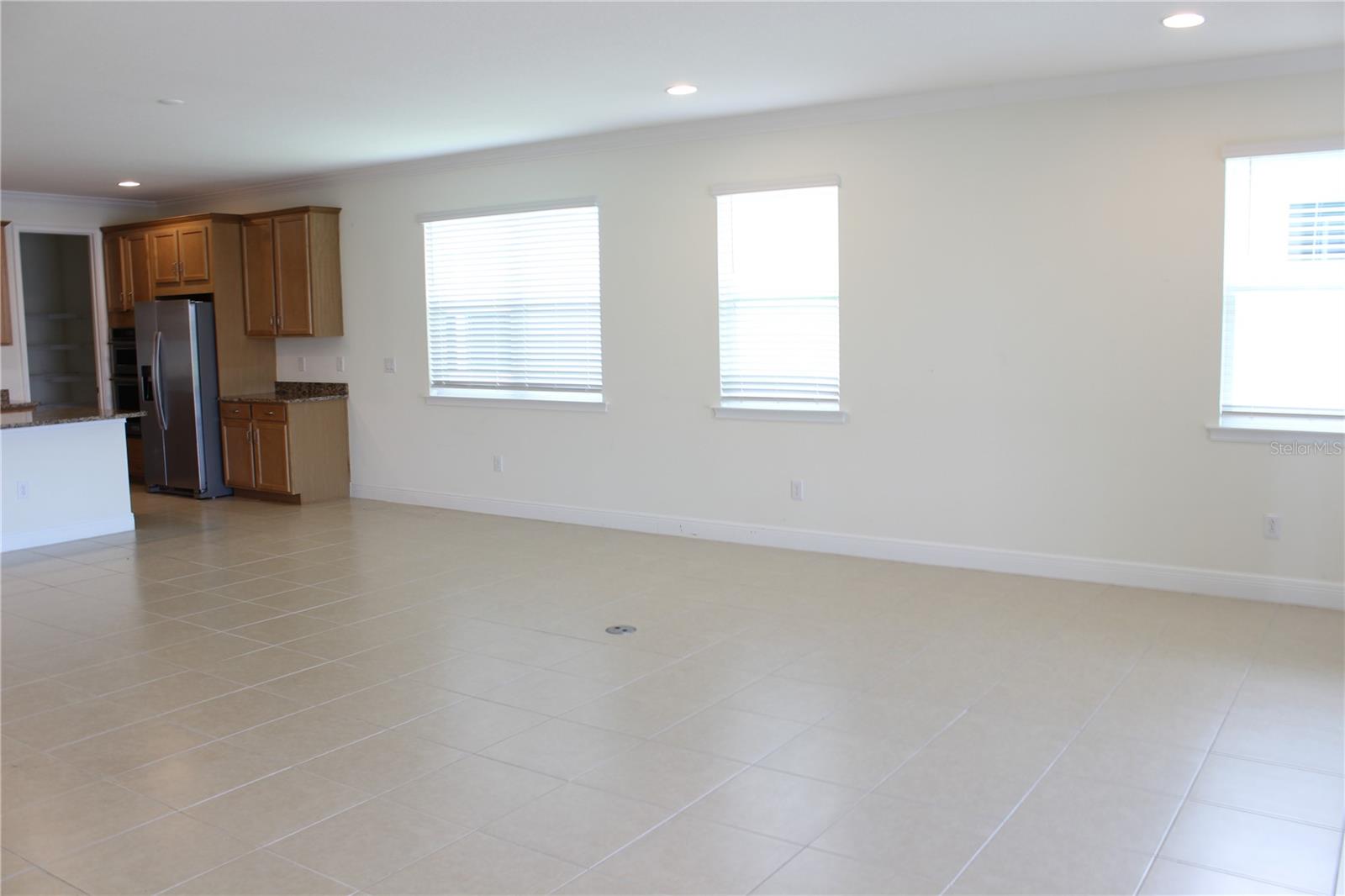 5826 Long Shore Loop Property Photo 9