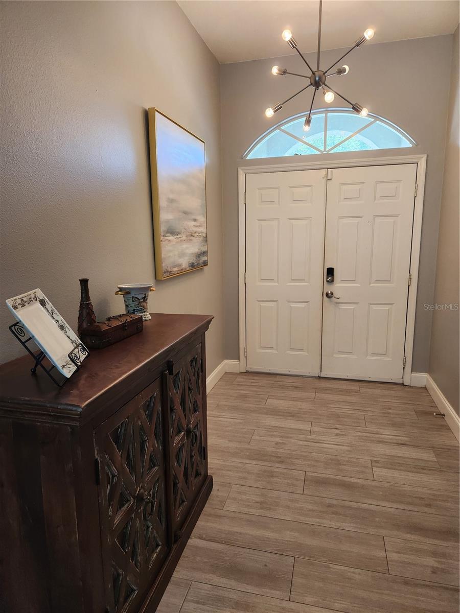 5274 Far Oak Cir Property Photo 3